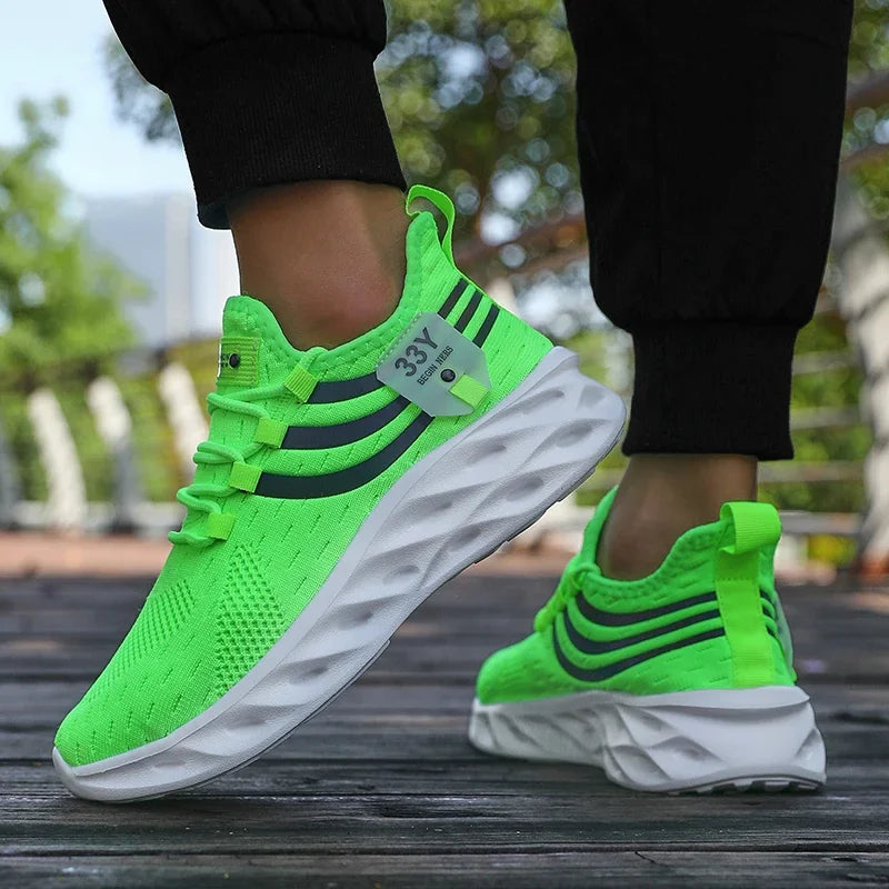 Men’s Lightweight Mesh Running Sneakers – Breathable, Non-Slip, Stylish Design